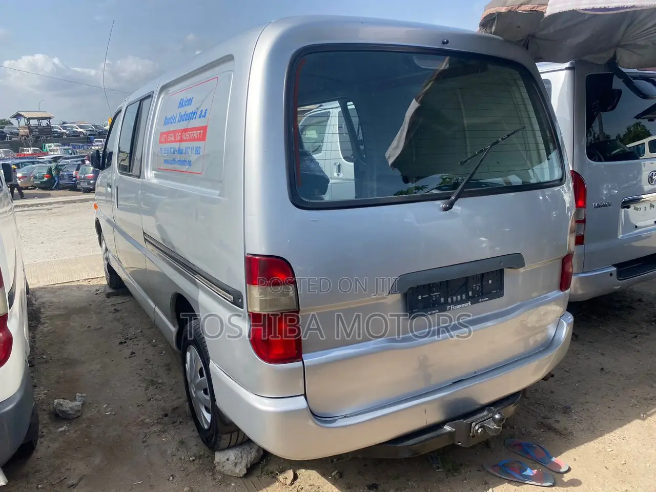 Toyota HiAce 2004 Silver