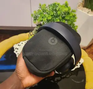 Beats Studio Pro