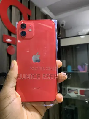 Apple iPhone 12 64 GB Red