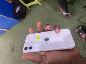 Apple iPhone 11 128 GB White