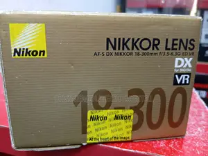 Nikon Lens 18-300 DX-VR