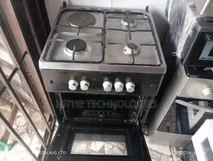 Neatly Used Standing Gas Cooker With Oven (60 by 60)