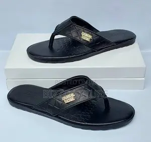 Original BOTTEGA VENETA Slippers Available in Store