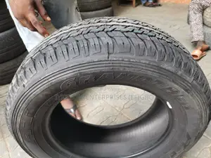 Dunlop 265/60/18 Rim Tyre