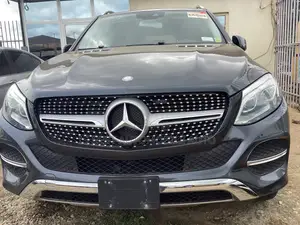 Mercedes-Benz GLE-Class 2016 Beige