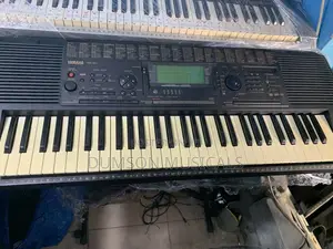 Uk-Used Keyboard PSR-620