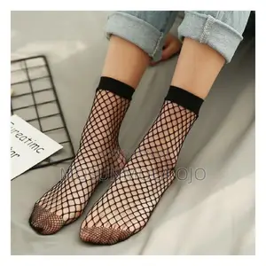 Short Female Breathable Fishnet Socks