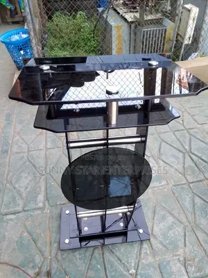 Quality Modern Glass Pulpit