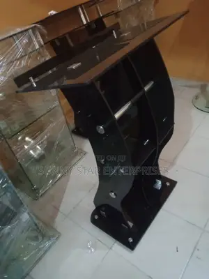 High Quality Modern Standard Glass Pulpit