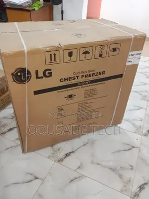 High Standard CLG 320 200l Chest Freezer