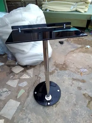 High Quality Modern Single Pole Glass Pulpit