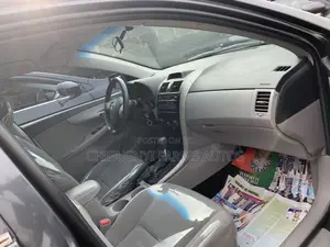 Toyota Corolla 2012 Gray
