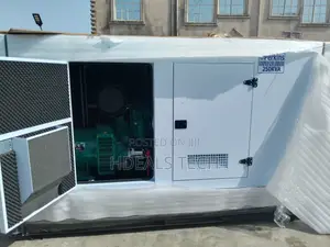 Perkins Diesel Engine Soundproof Power Generator 250kva.