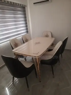 High Quality Dining Table by 6