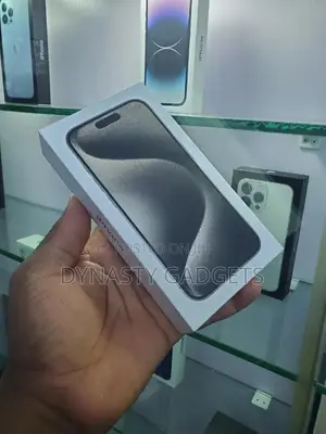 New Apple iPhone 15 Pro 128 GB Silver
