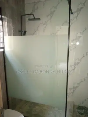 Comfortable Shower Cubicle