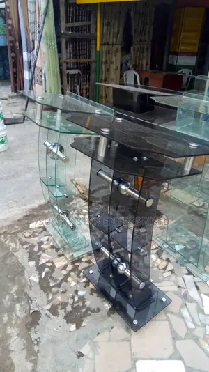 Quality Thick Glass Pulpit For Church