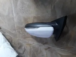 Side Mirror for Kia Optima 2017.