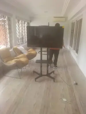 Luxury Mobile Tv Stand From 75 Inches Down to 32 Inches