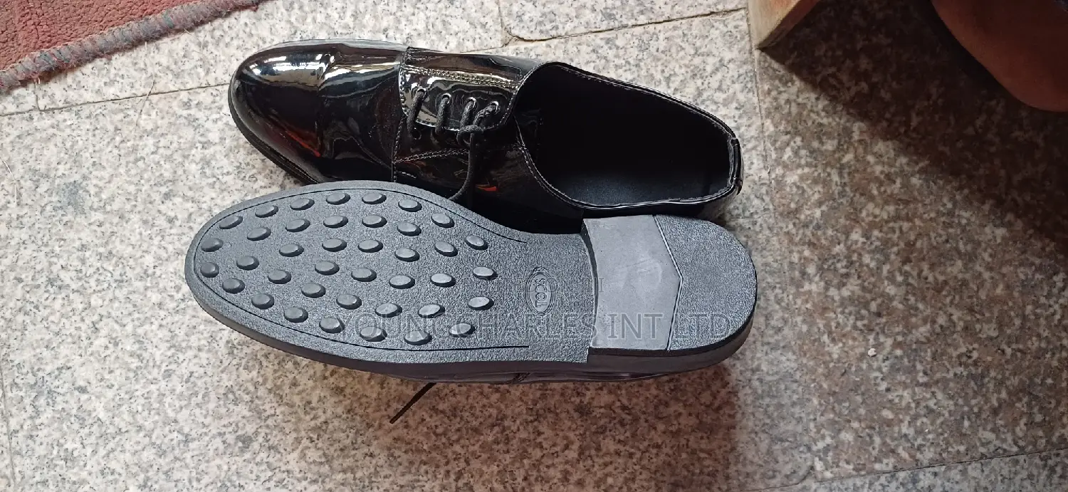 Neavy Shoe