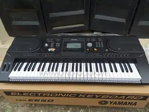 Yamaha PSR Keyboard Piano With Power Adapter