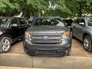 Ford Explorer 2015 Gray