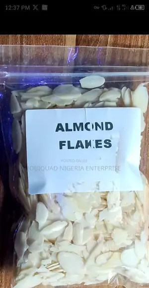 Almond Blanch Organic Flakes(Without Skin )Qty 100g,260g