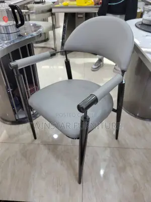 New Modern Luxury Golden Leather Chairs