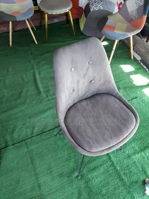 High Quality Morden Executive Foreign Chair for Hotels, Bars