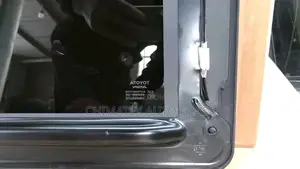 Toyota Highlander 2018 Pano Roof Glass Available