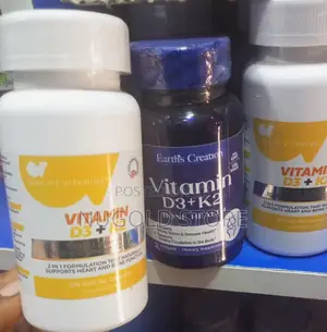 Oaklife and Earth Creation Vitamin D3 . 100 Caps