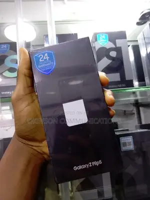 New Samsung Galaxy Z Flip 5 512 GB White