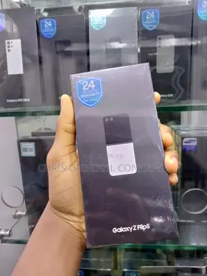 New Samsung Galaxy Z Flip 5 512 GB White