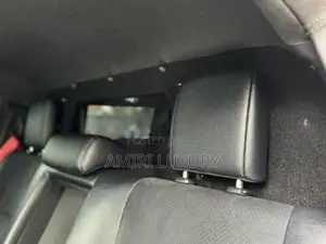 New Toyota Hilux 2024 Black