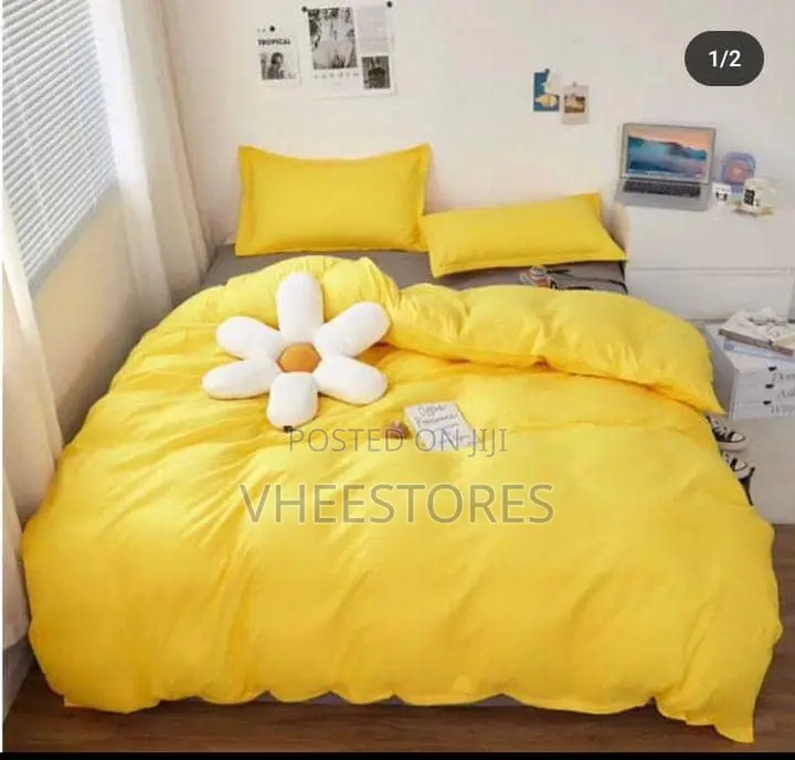 Complete Yellow Duvet Set With Bedsheet
