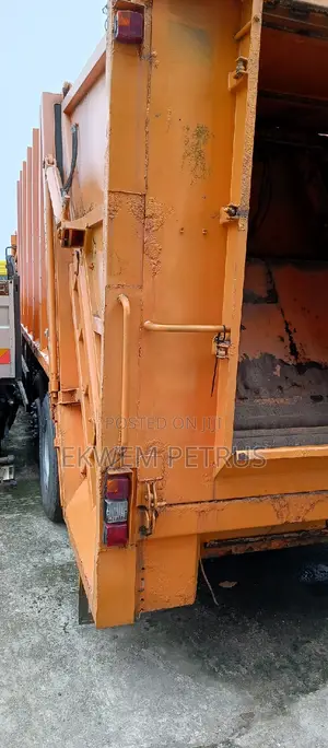 TGA 26.310 Man Waste Compactor Truck