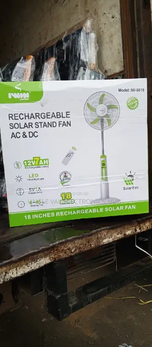 Iwin Energy 18" Rechargeable Solar Fan