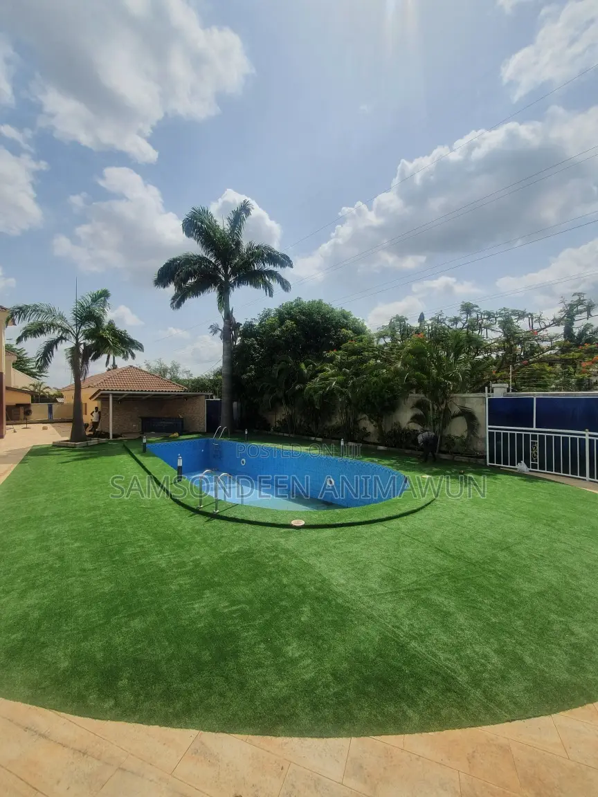 Artificial Grass for Pool. (+ Free Installation)