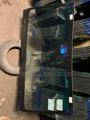 Windscreen C300 2017 Coupe Available