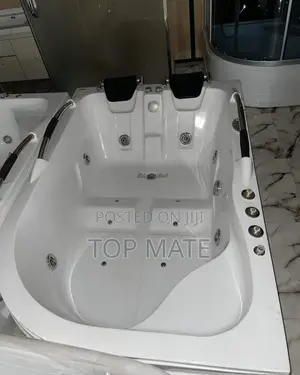 England Executive Jacuzzi