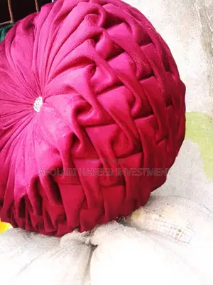 Round Throw Pillows