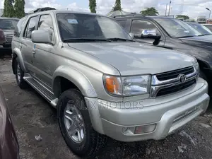 Toyota 4-Runner 2002 Silver