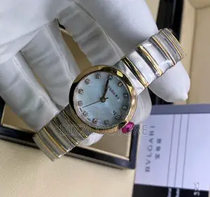 Original Bvloari Ladies Silver Chain Watch Is Available