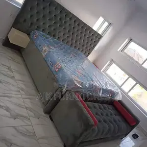 Full Padded 6by6ft Bedframe