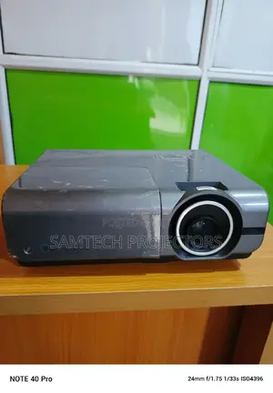 Uk Used Optoma Projector in Ikeja,Lekki VI and Outside Lagos