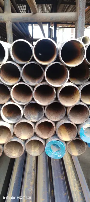 All Sizes of Seamless Pipe Available in Various Thickness