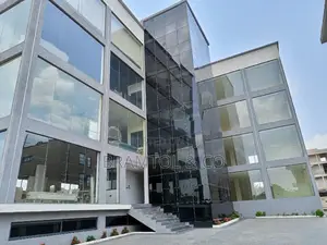 Beautiful Plaza for Ngos/Corporate Offices/Businesses