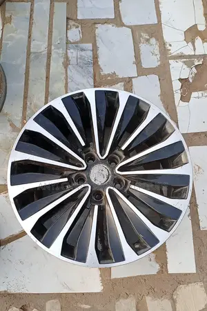 Toyota Sienna 18 Rim
