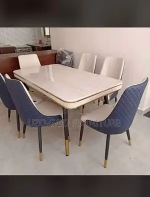 High Quality Dinning Table and Chairs