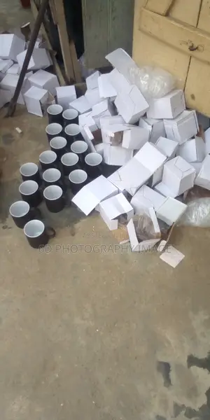 150pieces of 11oz Matt Magic Mug Cup With Printing